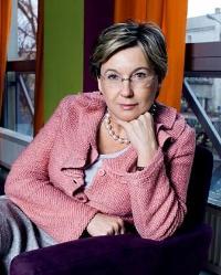 Iwona Majewska-Opie�ka